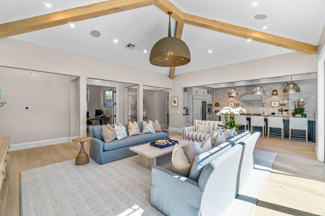 For Rent: $25,000 (4 beds, 4 baths, 3640 Square Feet)