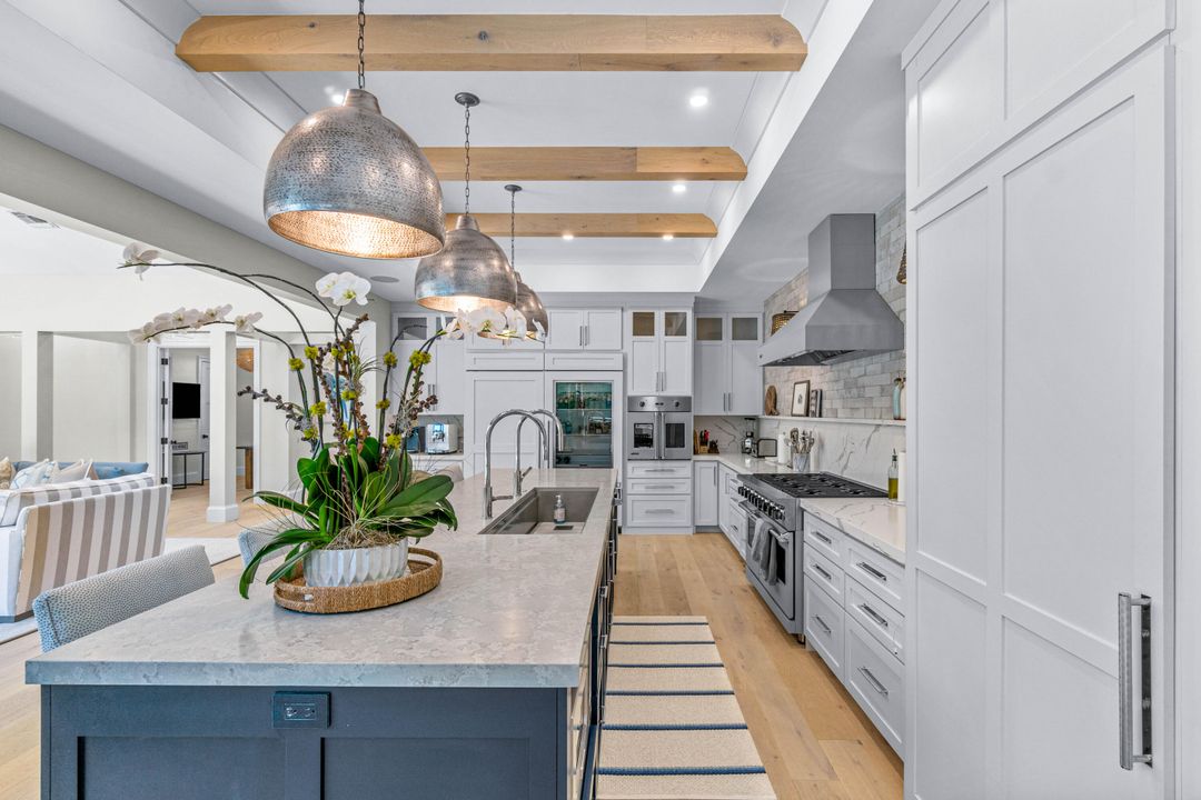 For Rent: $25,000 (4 beds, 4 baths, 3640 Square Feet)