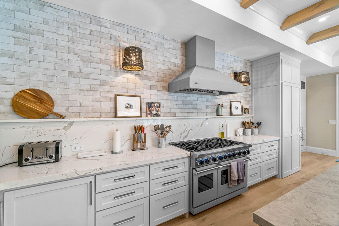 For Rent: $25,000 (4 beds, 4 baths, 3640 Square Feet)