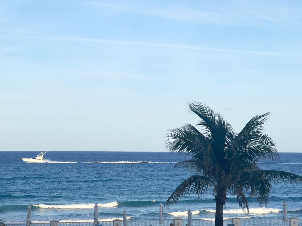 Activo con contrato: $11,000 (2 camas, 2 baños, 1402 Pies cuadrados)