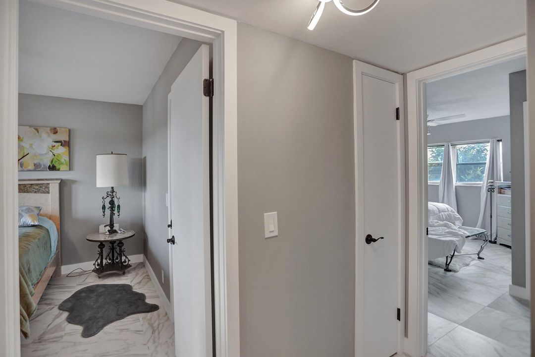 Active With Contract: $3,500 (2 beds, 2 baths, 960 Square Feet)