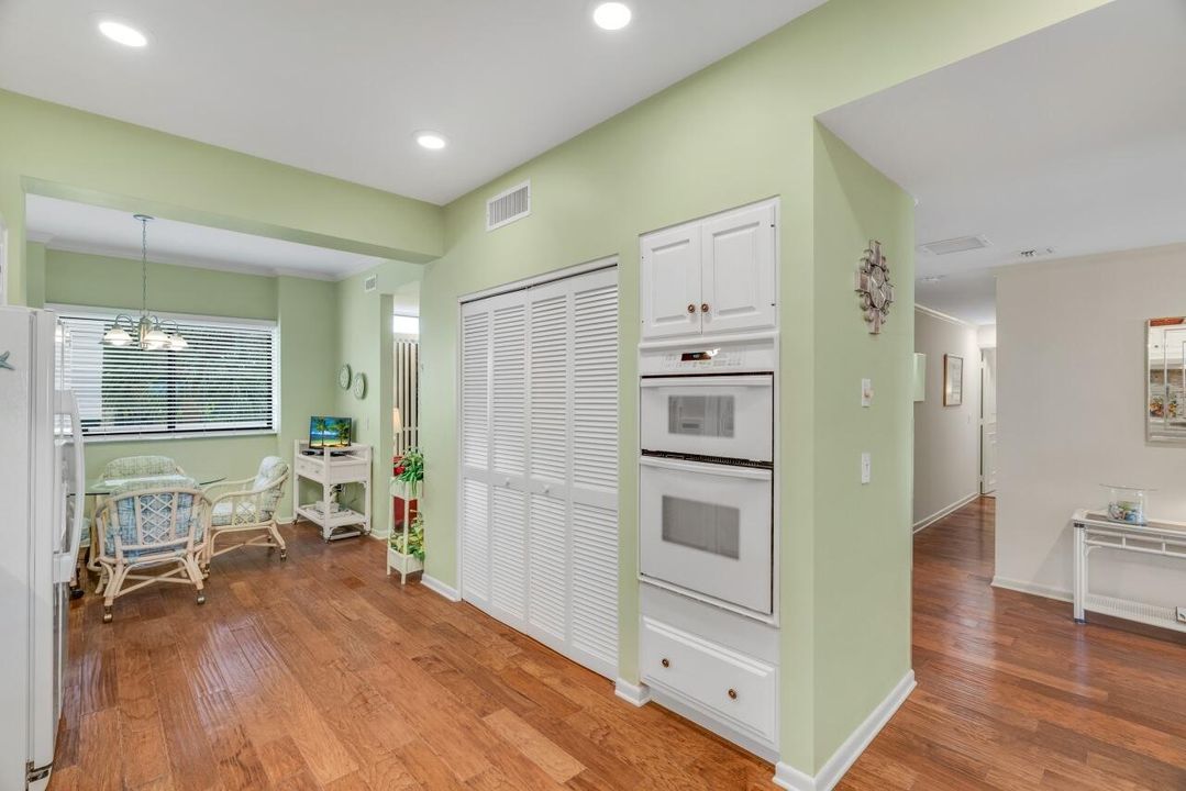 На продажу: $850,000 (3 спален, 2 ванн, 2110 Квадратных фут)