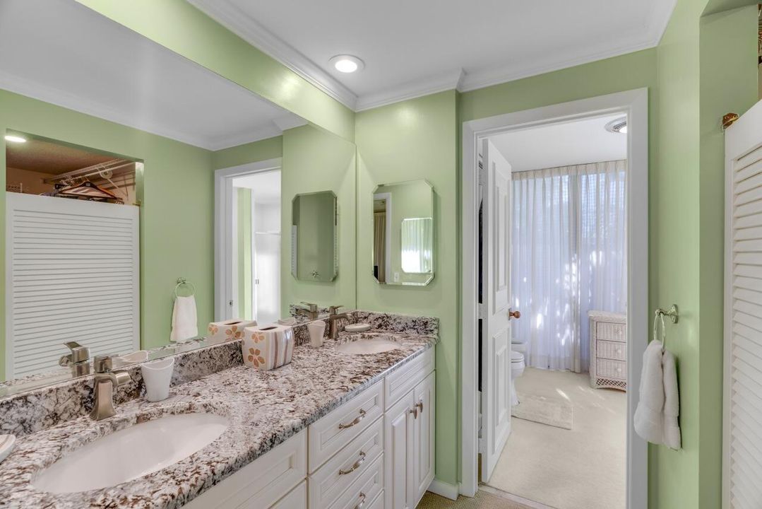 На продажу: $850,000 (3 спален, 2 ванн, 2110 Квадратных фут)