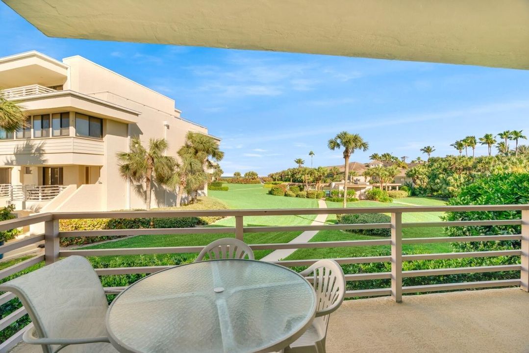 На продажу: $850,000 (3 спален, 2 ванн, 2110 Квадратных фут)