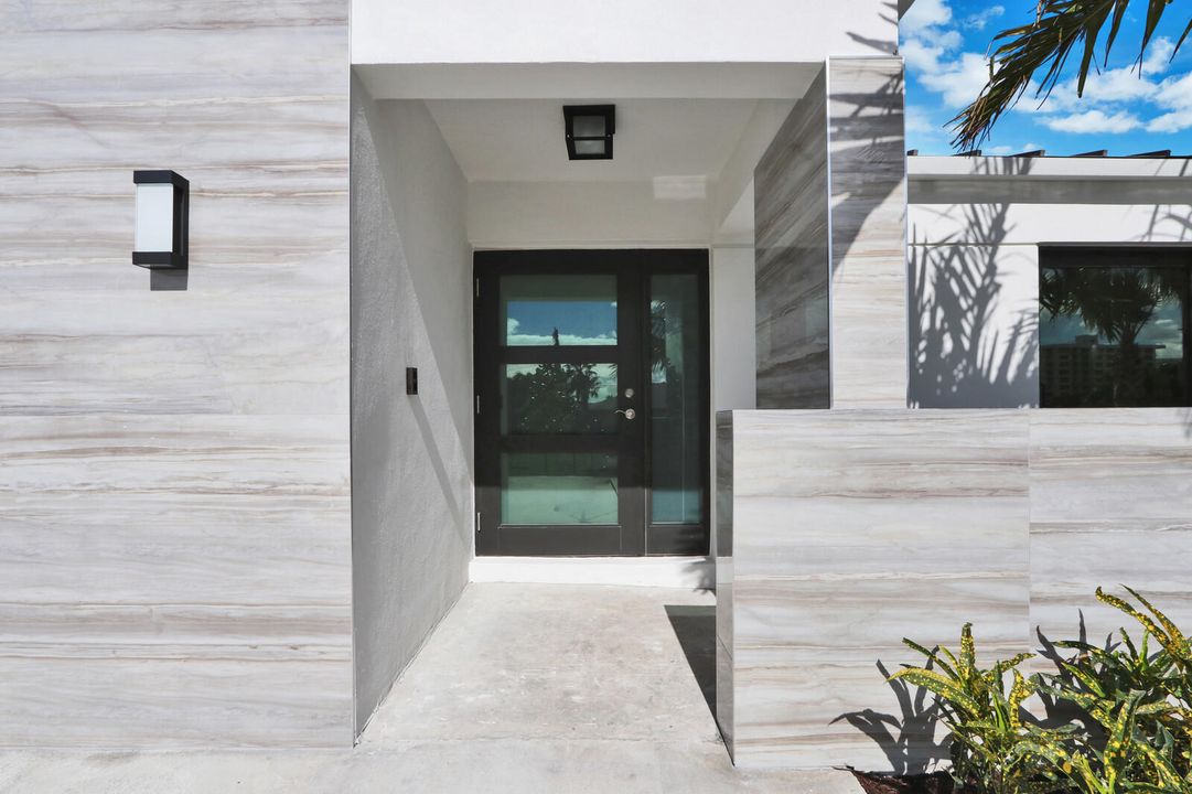 For Rent: $18,000 (4 beds, 3 baths, 2806 Square Feet)