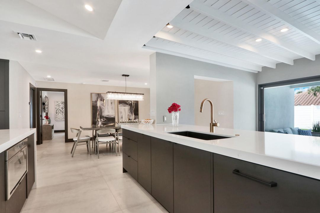 For Rent: $18,000 (4 beds, 3 baths, 2806 Square Feet)