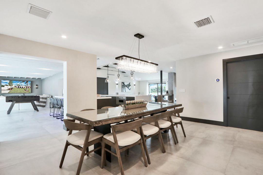 For Rent: $18,000 (4 beds, 3 baths, 2806 Square Feet)