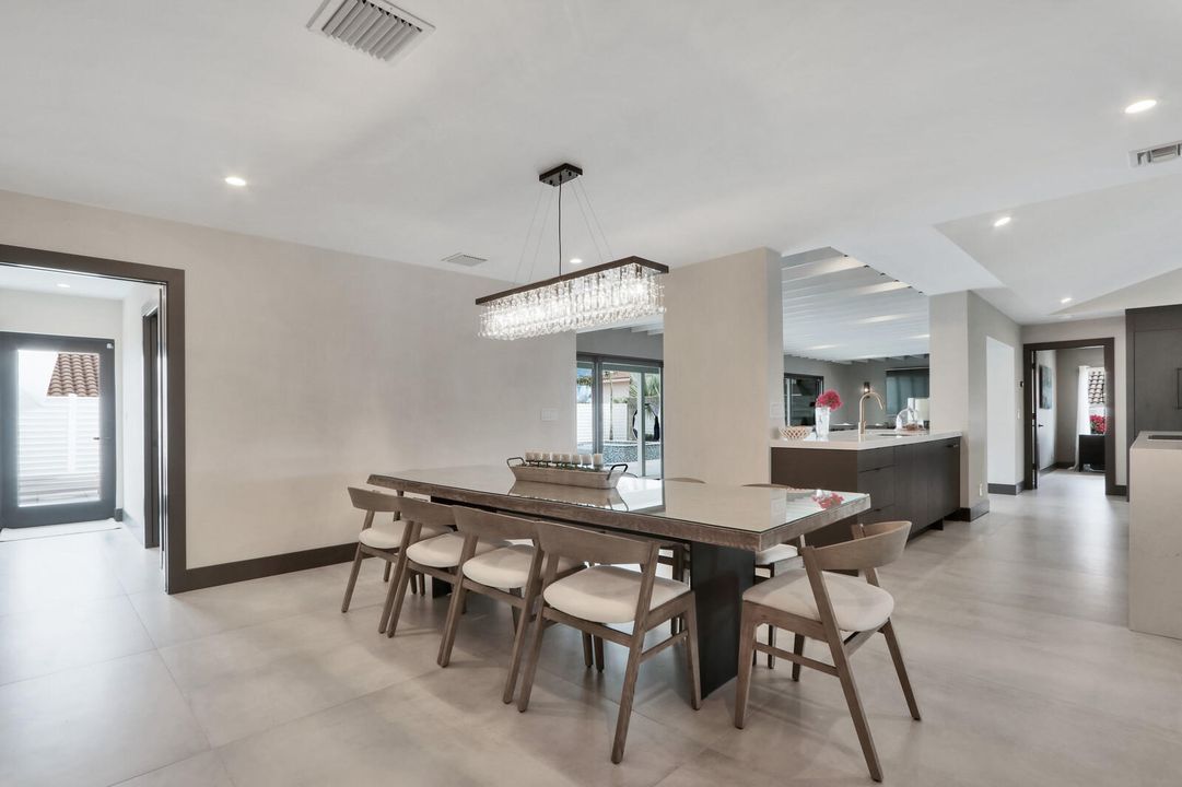 For Rent: $18,000 (4 beds, 3 baths, 2806 Square Feet)