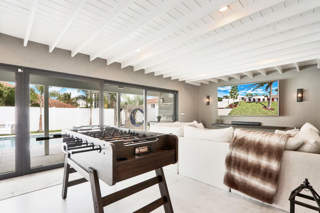 For Rent: $18,000 (4 beds, 3 baths, 2806 Square Feet)