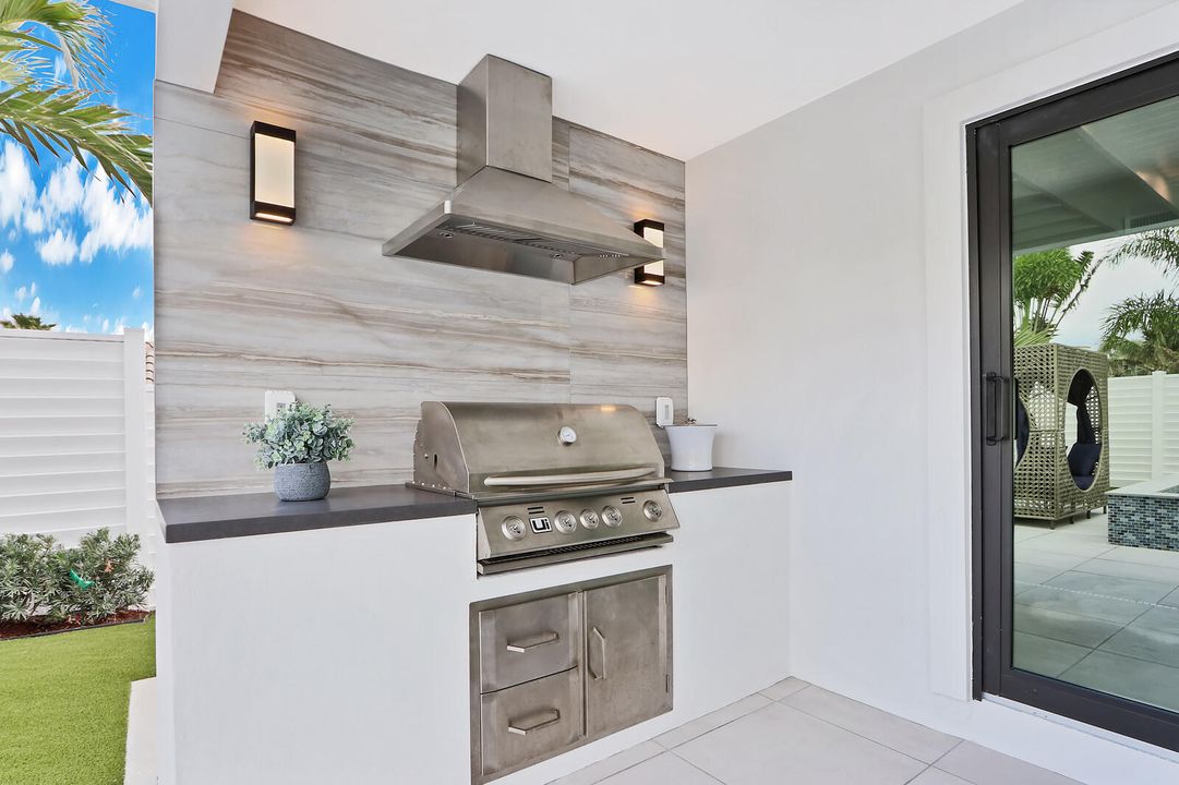 For Rent: $18,000 (4 beds, 3 baths, 2806 Square Feet)