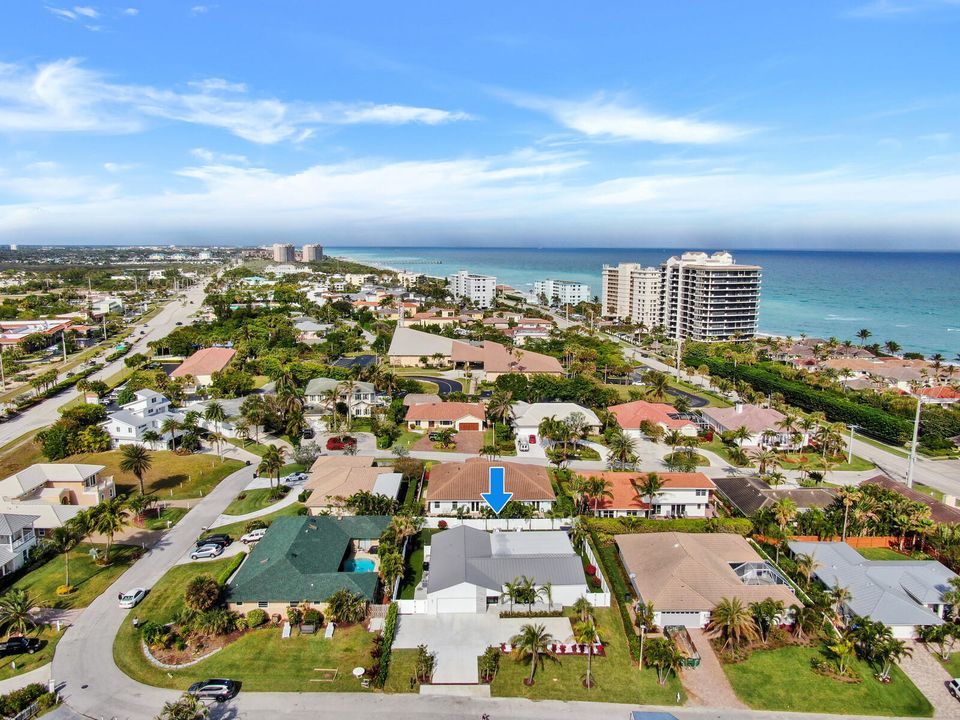 For Rent: $18,000 (4 beds, 3 baths, 2806 Square Feet)