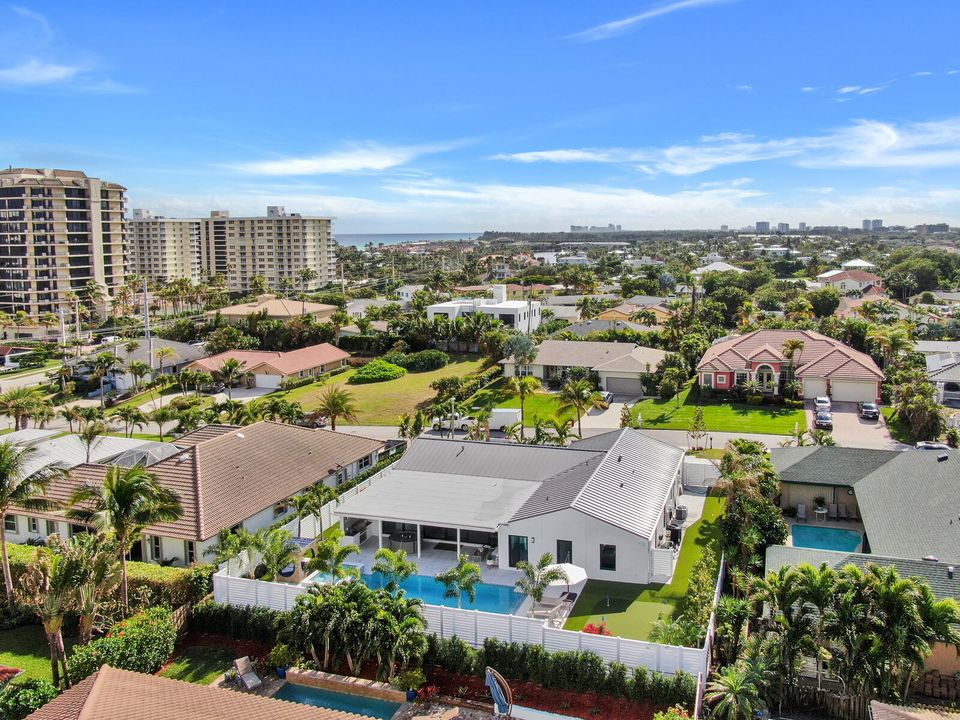 For Rent: $18,000 (4 beds, 3 baths, 2806 Square Feet)