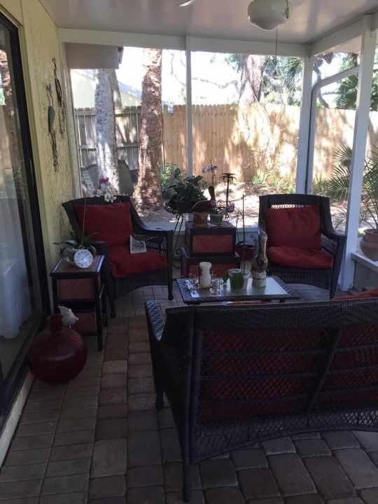 В аренду: $2,800 (2 спален, 2 ванн, 860 Квадратных фут)