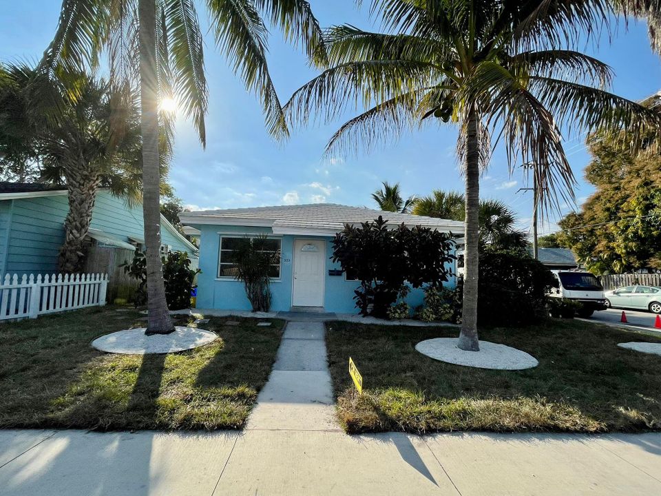 Недавно продано: $748,000 (0 спален, 0 ванн, 2146 Квадратных фут)