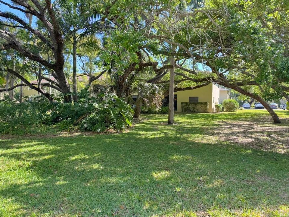 На продажу: $120,000 (2 спален, 2 ванн, 1130 Квадратных фут)