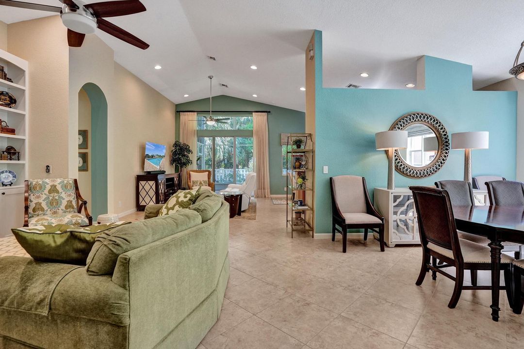 合同活跃: $509,000 (3 贝兹, 2 浴室, 2189 平方英尺)