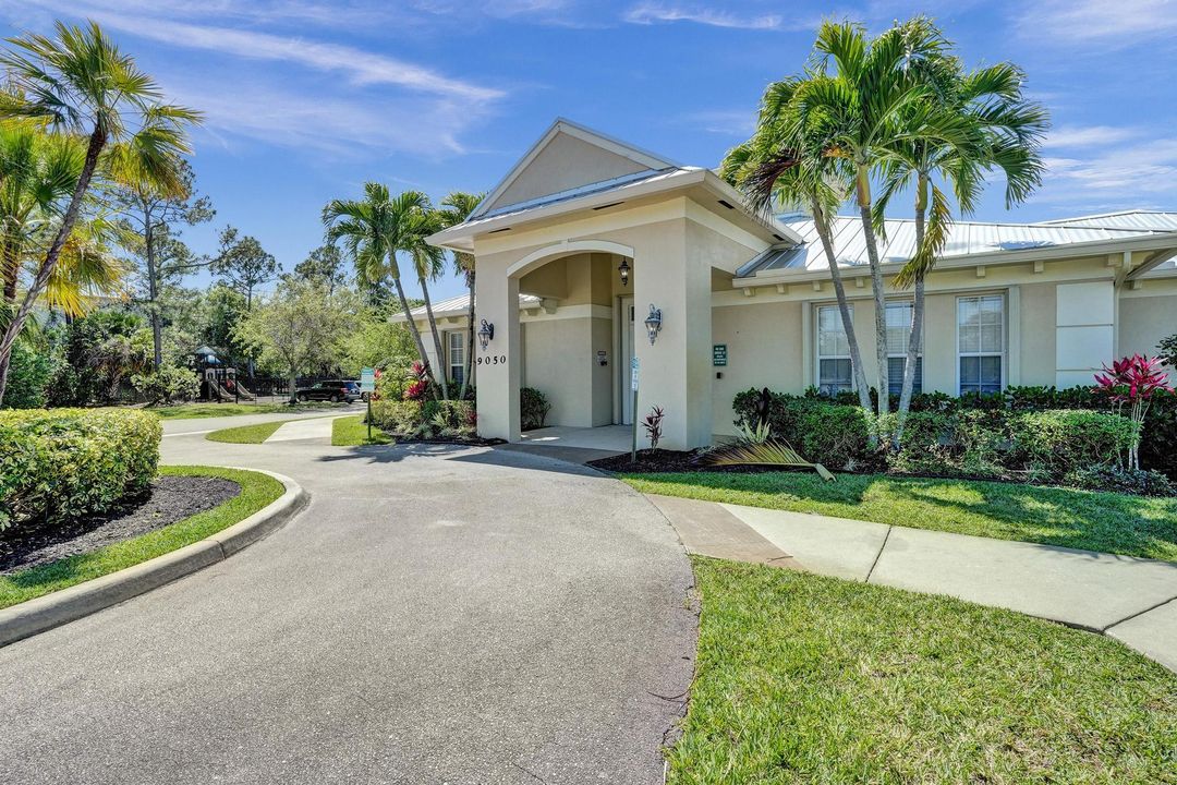 合同活跃: $509,000 (3 贝兹, 2 浴室, 2189 平方英尺)