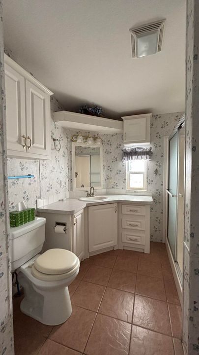 待售: $215,000 (2 贝兹, 2 浴室, 938 平方英尺)