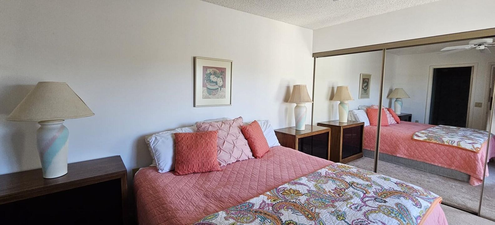 На продажу: $189,000 (2 спален, 2 ванн, 1170 Квадратных фут)