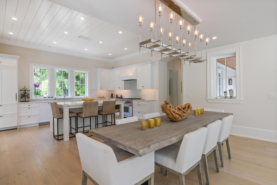 待售: $3,495,000 (3 贝兹, 3 浴室, 2140 平方英尺)