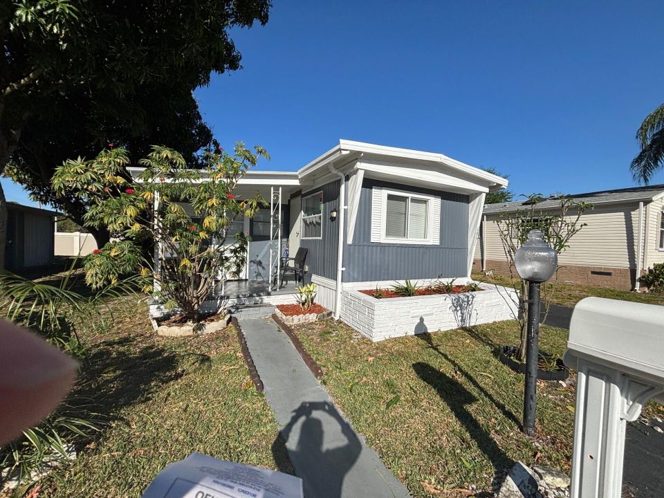 待售: $82,000 (3 贝兹, 3 浴室, 1200 平方英尺)