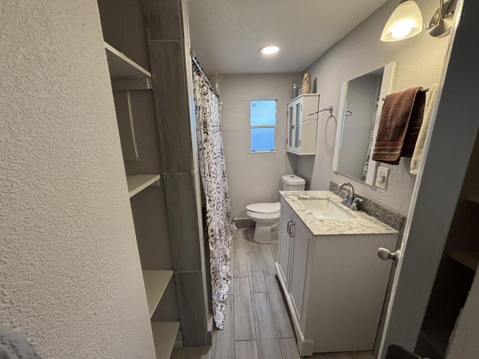 待售: $82,000 (3 贝兹, 3 浴室, 1200 平方英尺)