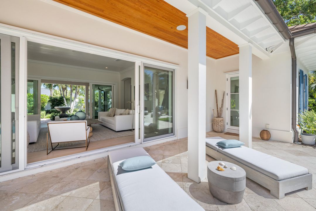 待售: $3,495,000 (3 贝兹, 3 浴室, 2140 平方英尺)