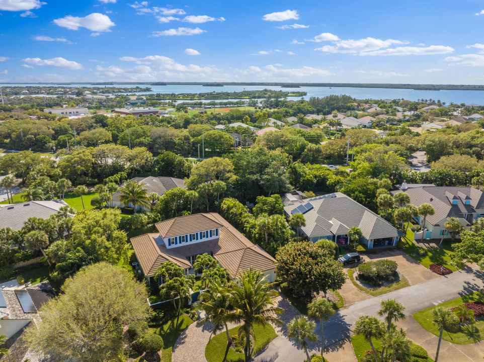 待售: $3,495,000 (3 贝兹, 3 浴室, 2140 平方英尺)