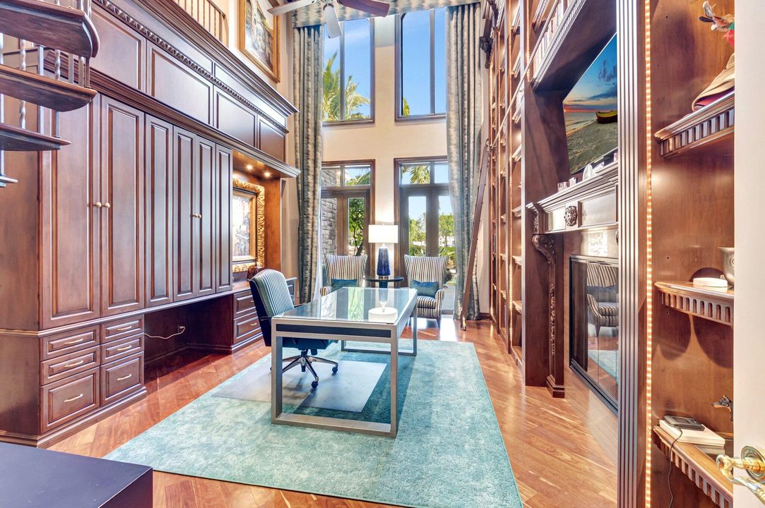 For Sale: $4,450,000 (5 beds, 6 baths, 7728 Square Feet)