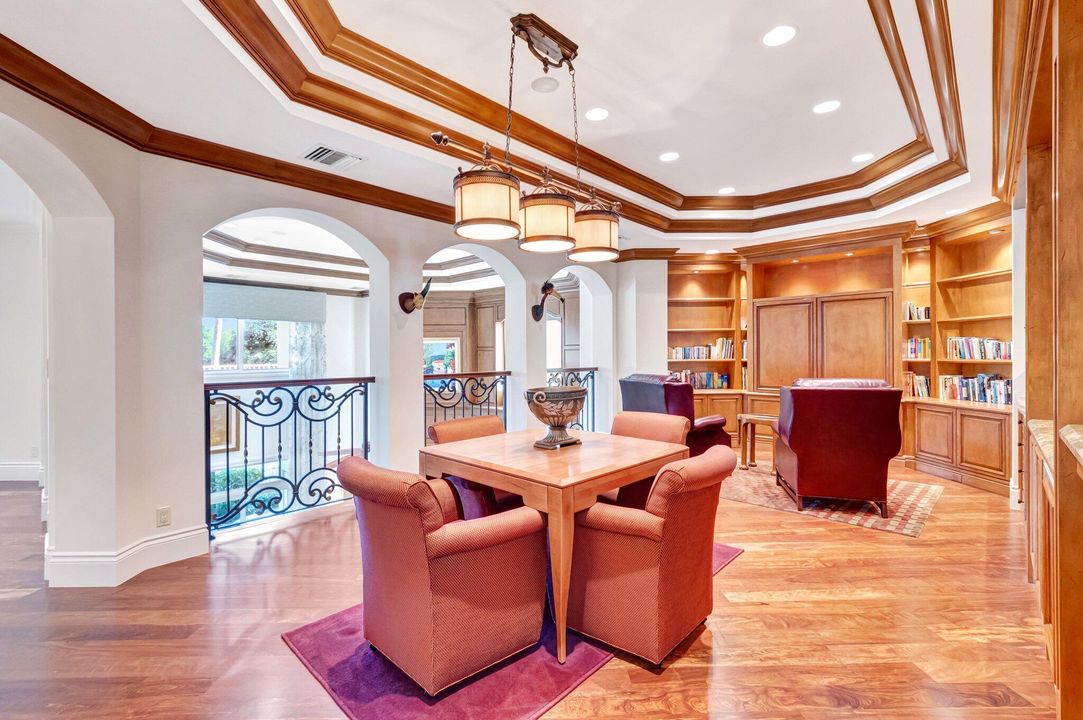 For Sale: $4,450,000 (5 beds, 6 baths, 7728 Square Feet)