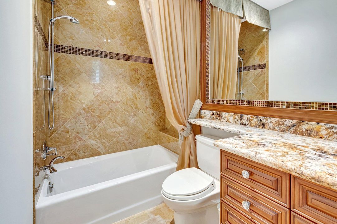 For Sale: $4,450,000 (5 beds, 6 baths, 7728 Square Feet)