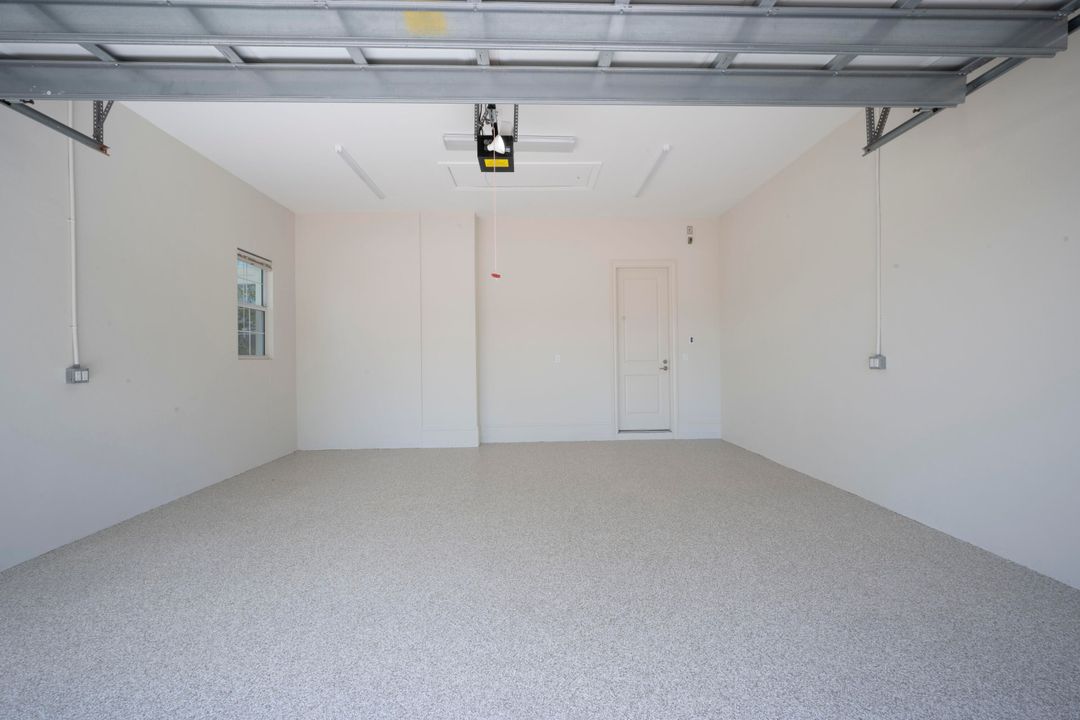 For Sale: $4,450,000 (5 beds, 7 baths, 5958 Square Feet)