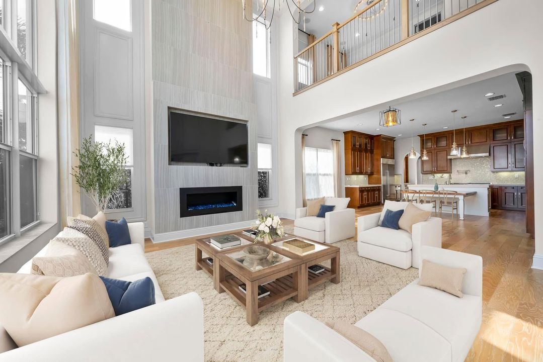 For Sale: $4,450,000 (5 beds, 7 baths, 5958 Square Feet)