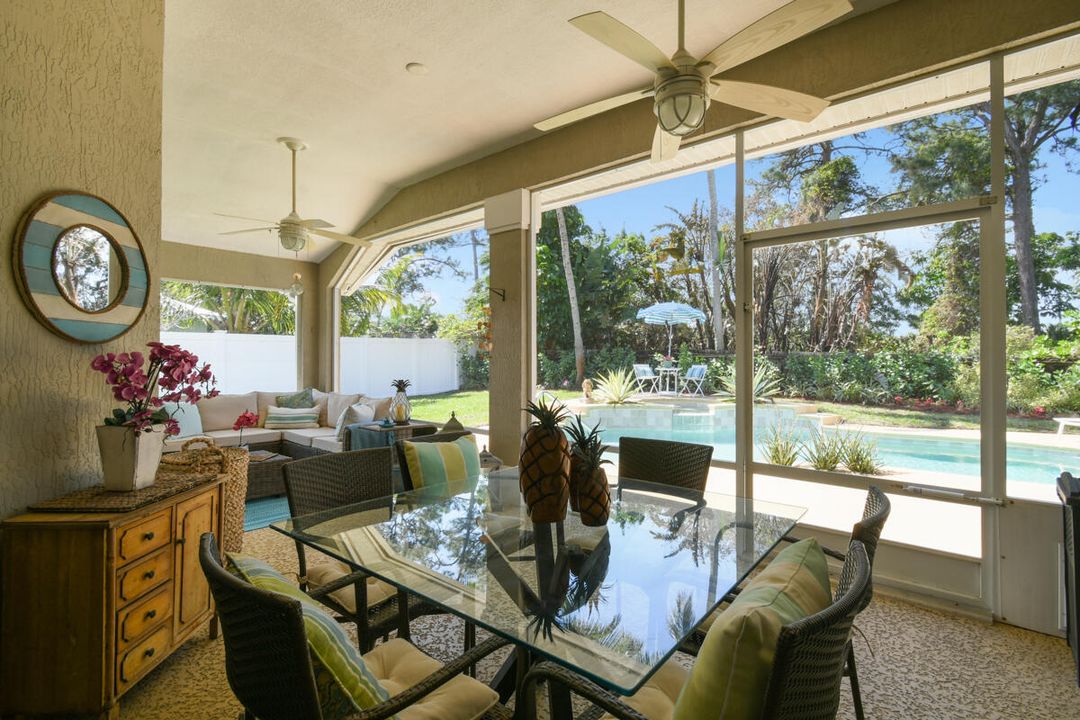 待售: $899,000 (3 贝兹, 2 浴室, 2641 平方英尺)