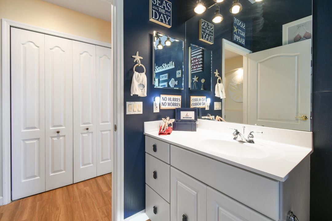 待售: $899,000 (3 贝兹, 2 浴室, 2641 平方英尺)