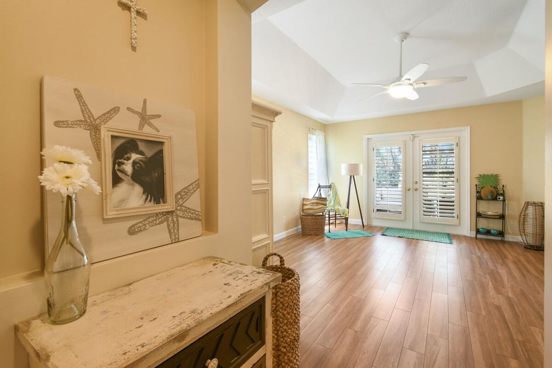 待售: $899,000 (3 贝兹, 2 浴室, 2641 平方英尺)