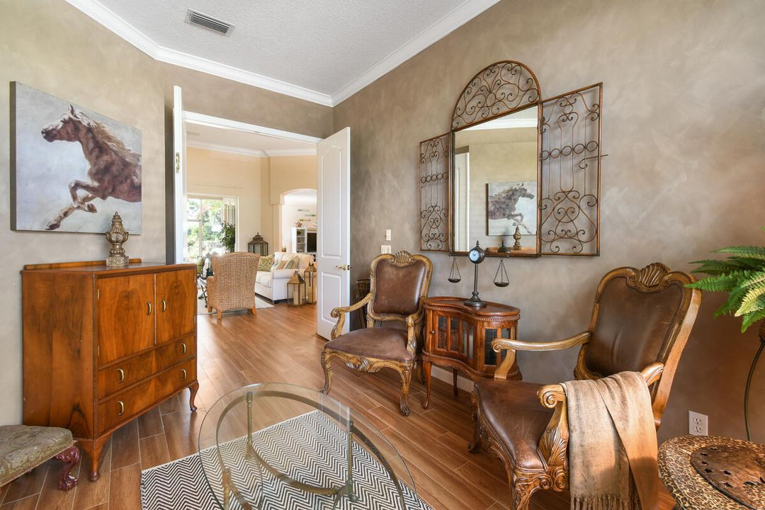 待售: $899,000 (3 贝兹, 2 浴室, 2641 平方英尺)