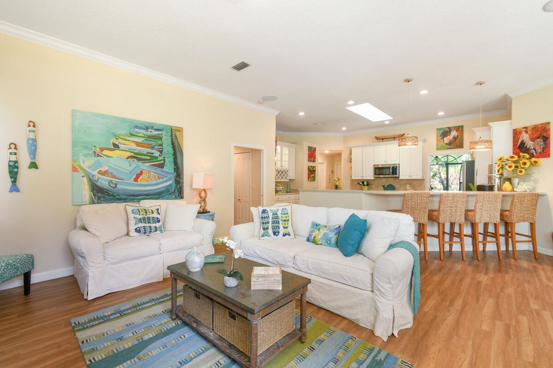 待售: $899,000 (3 贝兹, 2 浴室, 2641 平方英尺)