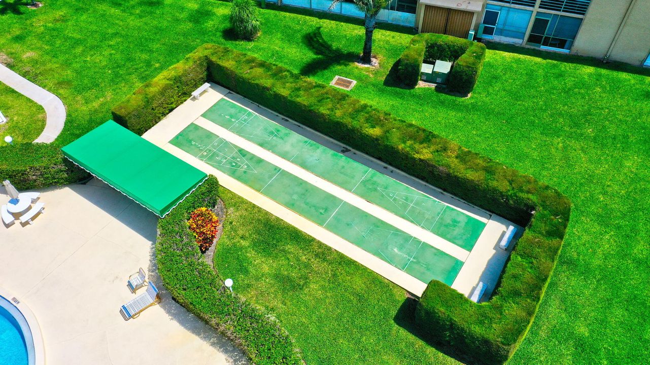 На продажу: $125,000 (2 спален, 1 ванн, 836 Квадратных фут)