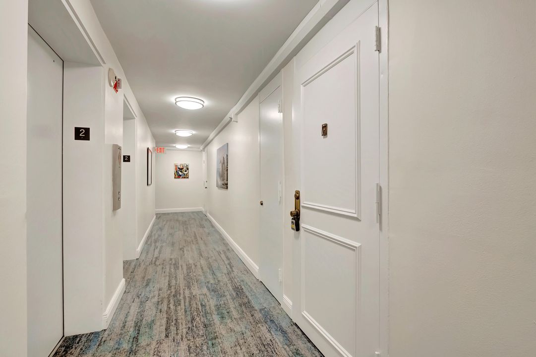 For Sale: $269,000 (2 beds, 2 baths, 1050 Square Feet)