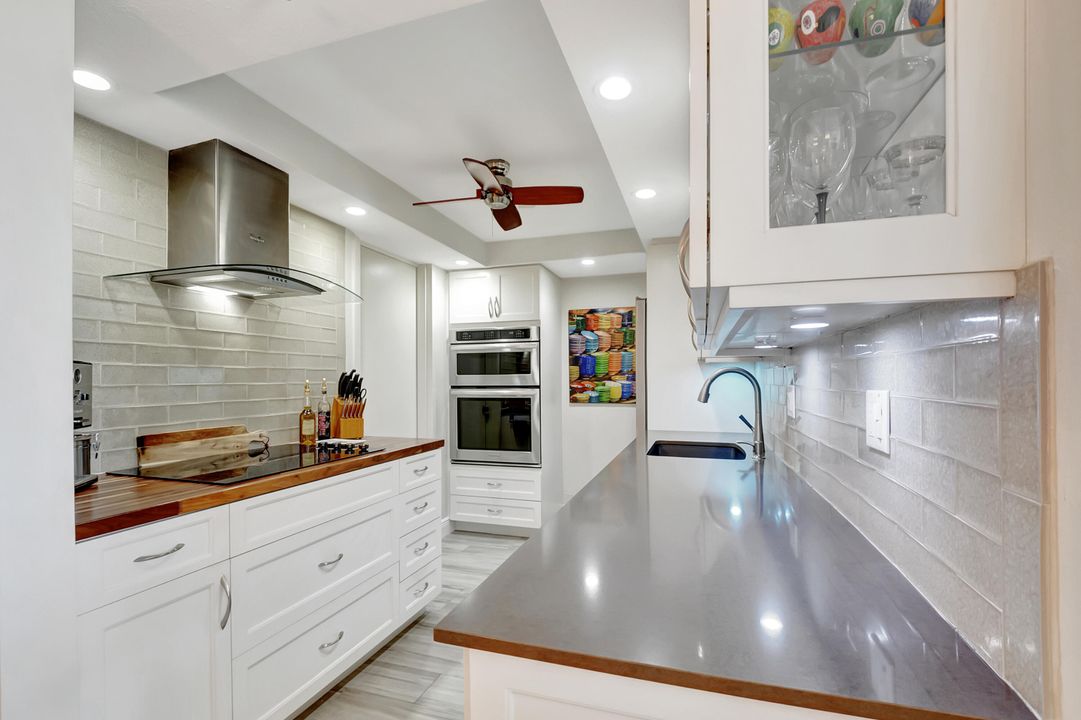 For Sale: $269,000 (2 beds, 2 baths, 1050 Square Feet)