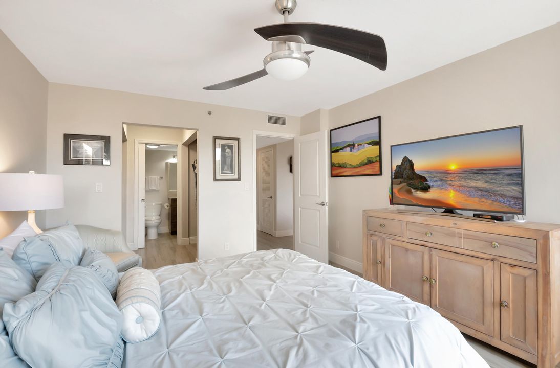 For Sale: $269,000 (2 beds, 2 baths, 1050 Square Feet)