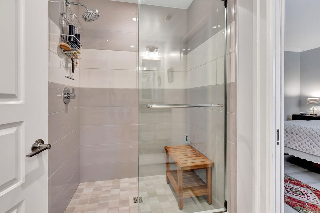 For Sale: $1,750,000 (4 beds, 3 baths, 2884 Square Feet)