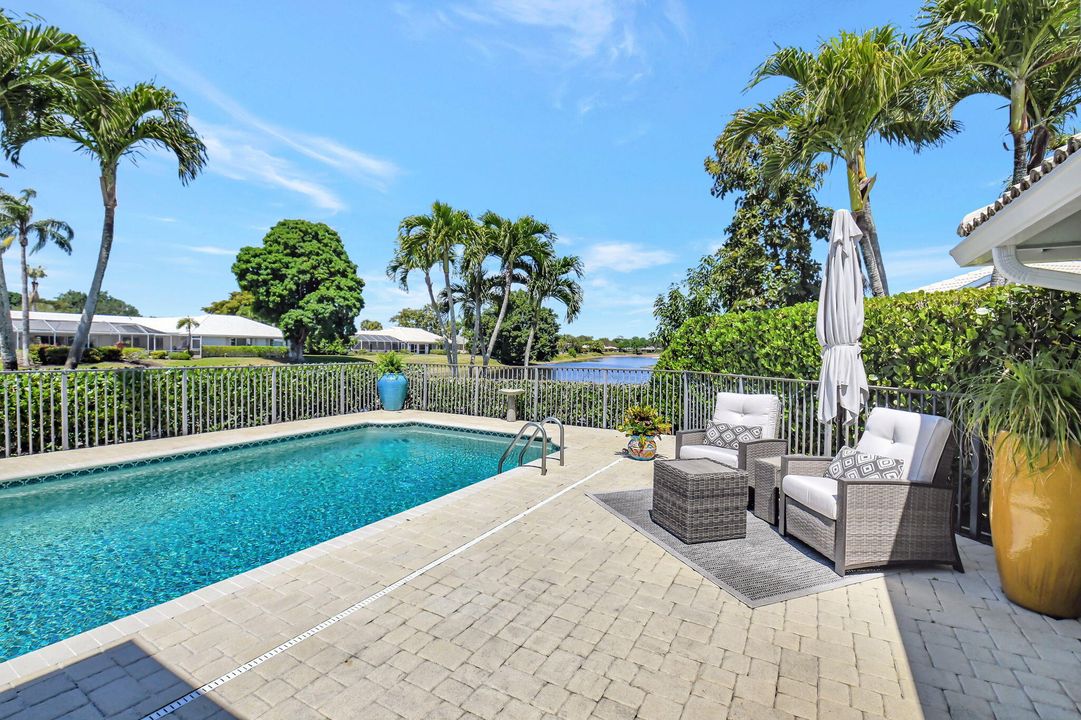 For Sale: $1,750,000 (4 beds, 3 baths, 2884 Square Feet)