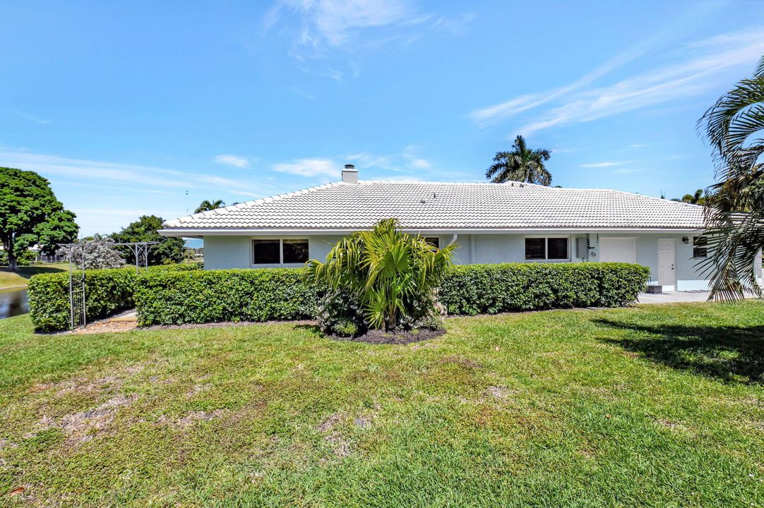 For Sale: $1,750,000 (4 beds, 3 baths, 2884 Square Feet)