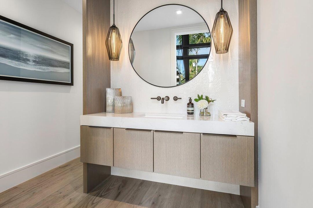 Active With Contract: $4,550,000 (4 beds, 4 baths, 4586 Square Feet)