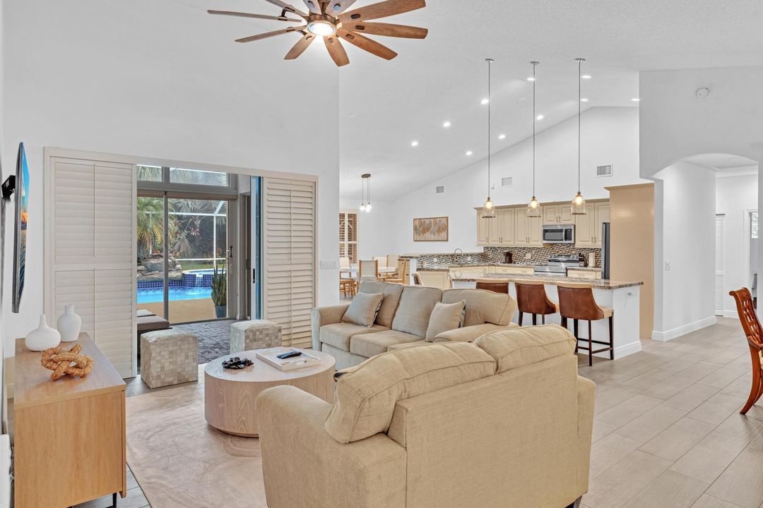 Active With Contract: $12,000 (3 beds, 3 baths, 2330 Square Feet)