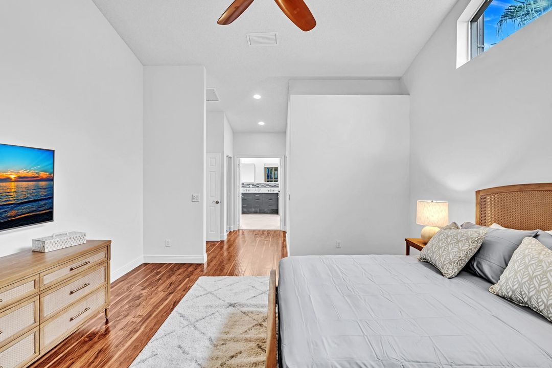 Active With Contract: $12,000 (3 beds, 3 baths, 2330 Square Feet)