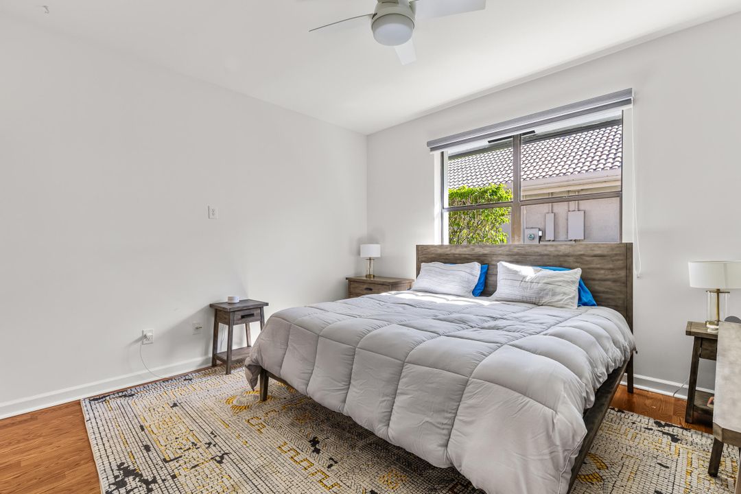 合同活跃: $1,299,000 (4 贝兹, 3 浴室, 3416 平方英尺)