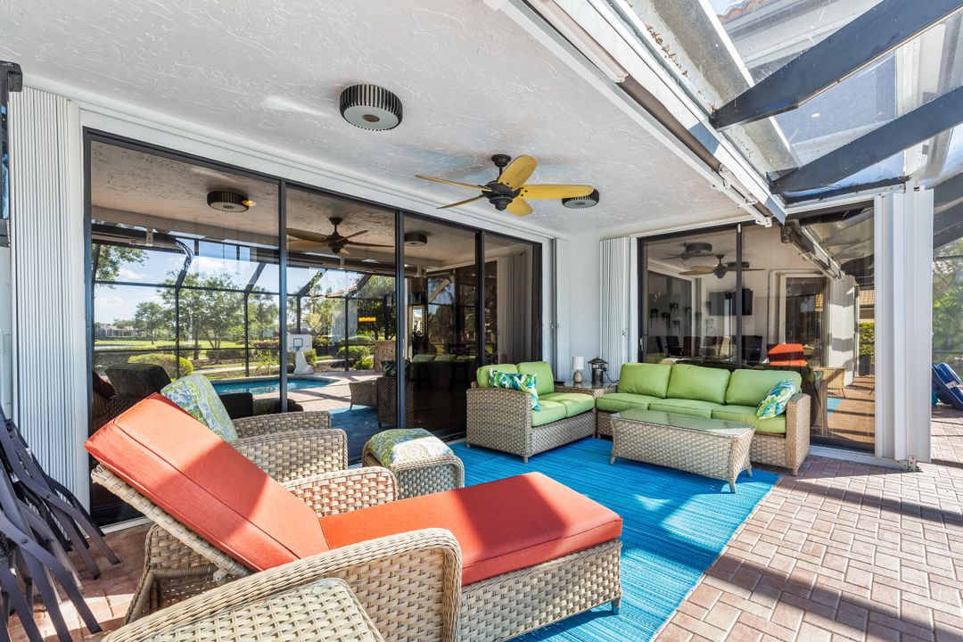 合同活跃: $1,299,000 (4 贝兹, 3 浴室, 3416 平方英尺)